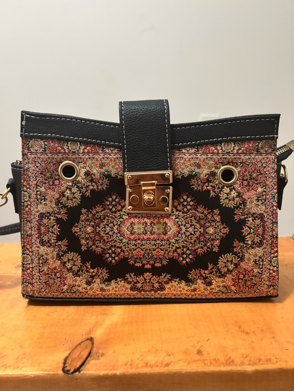 Turkish style shoulder/crossbody bag